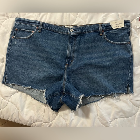 NWT Abercrombie & Fitch 4” mom shorts - Picture 1 of 4